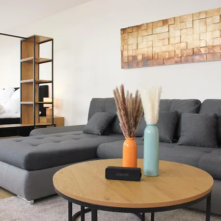 Apartment Neu! Bessa Homes Deluxe 6 Personen Klima Garten King Size Betten *