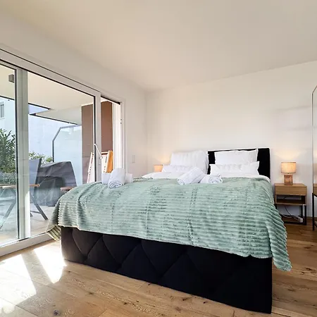 Neu! Bessa Homes Deluxe 6 Personen Klima Garten King Size Betten * Freilassing