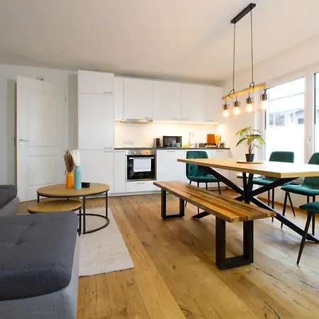 Apartment Neu! Bessa Homes Deluxe 6 Personen Klima Garten King Size Betten *