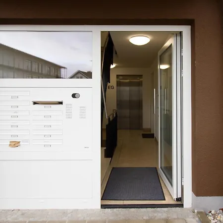 Apartment Neu! Bessa Homes Deluxe 6 Personen Klima Garten King Size Betten